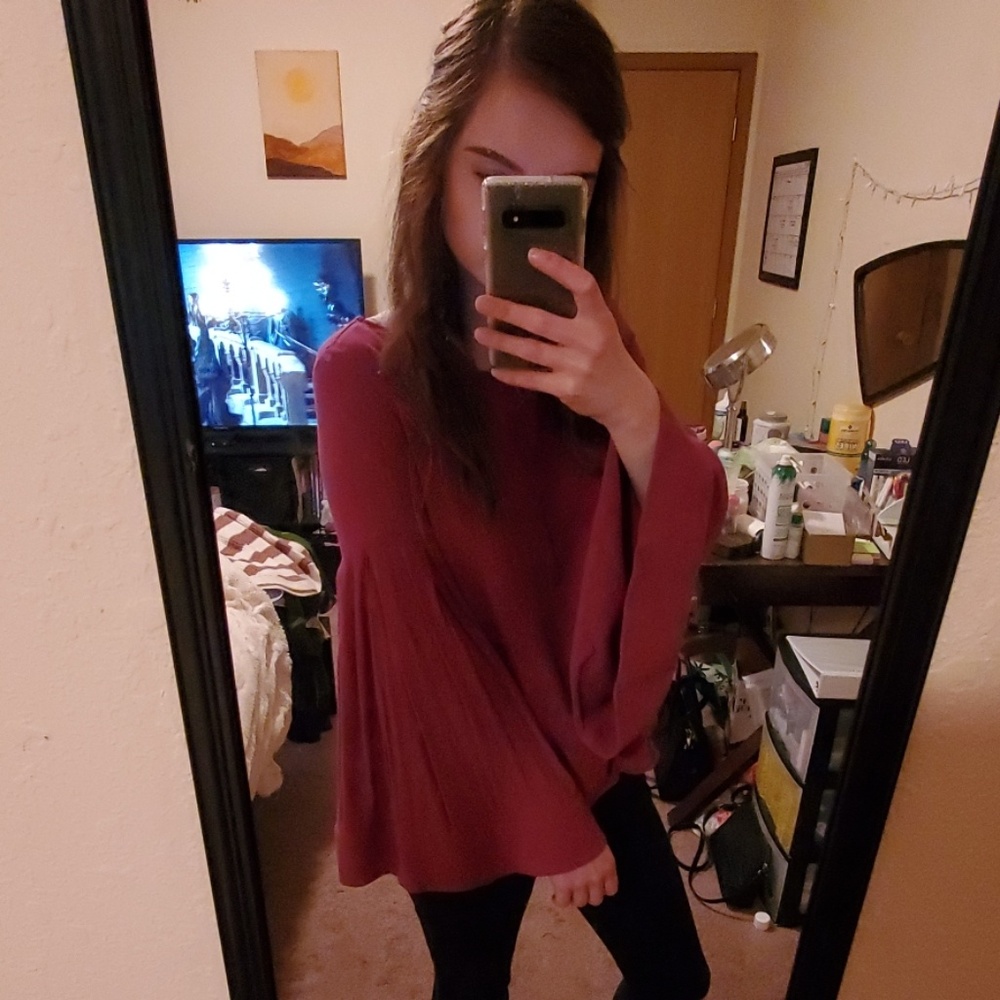 Maroon Bell Sleeved Blouse